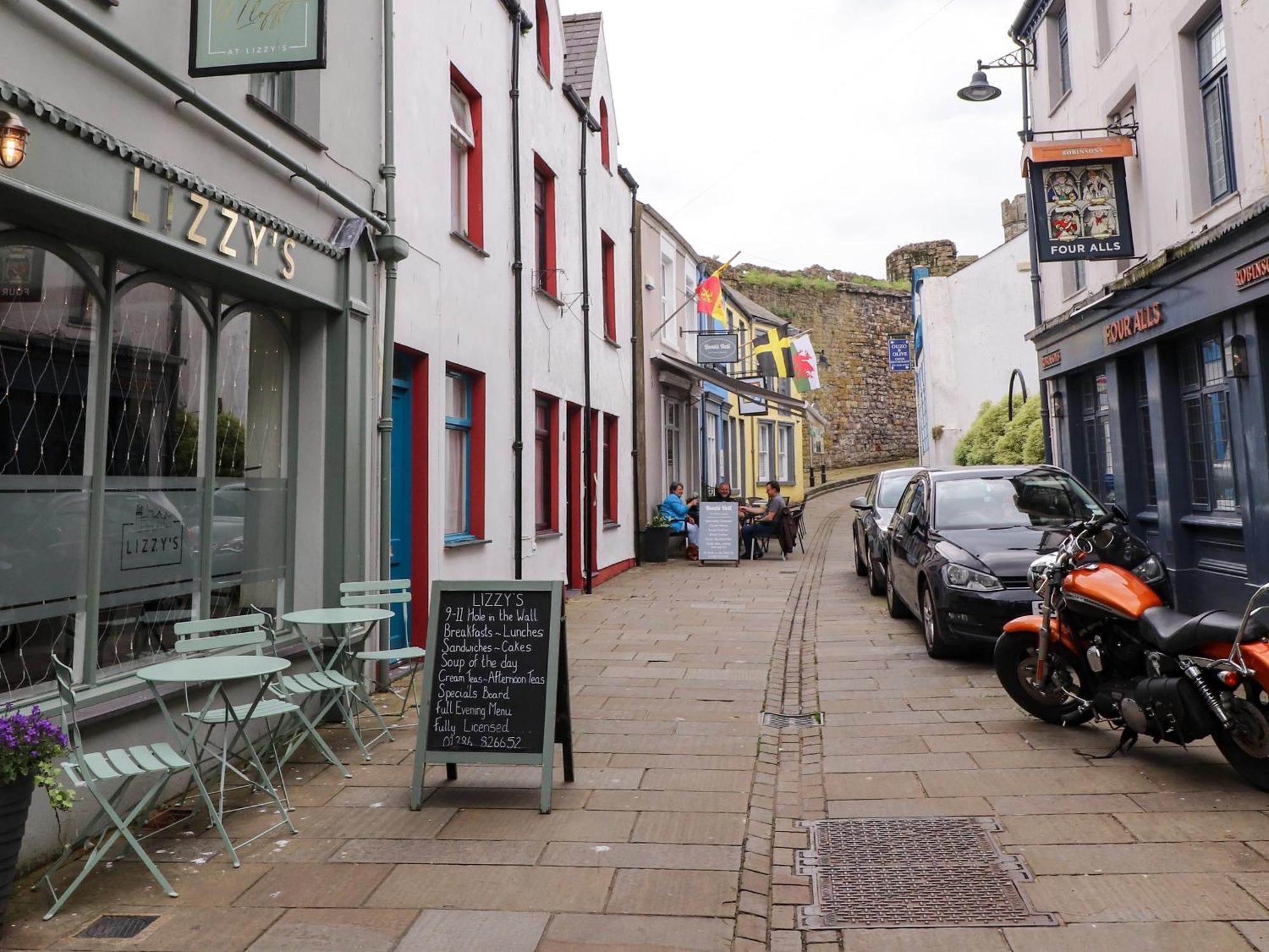 Hole In The Wall Caernarfon Exterior foto